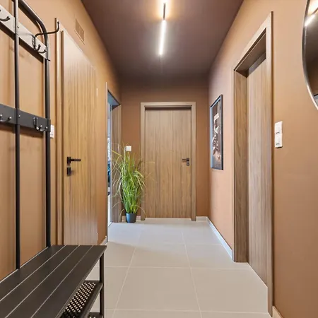 Lam Chocolate - Ac - Skyview Apartment Bratislava
