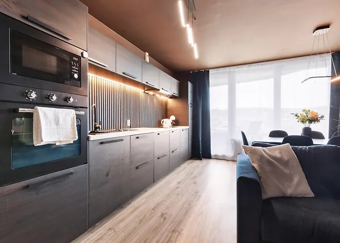 Lam Chocolate - Ac - Skyview * Bratislava